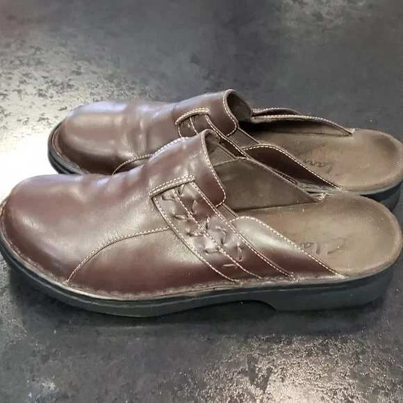 Clarks shoes - Picture 3 of 4